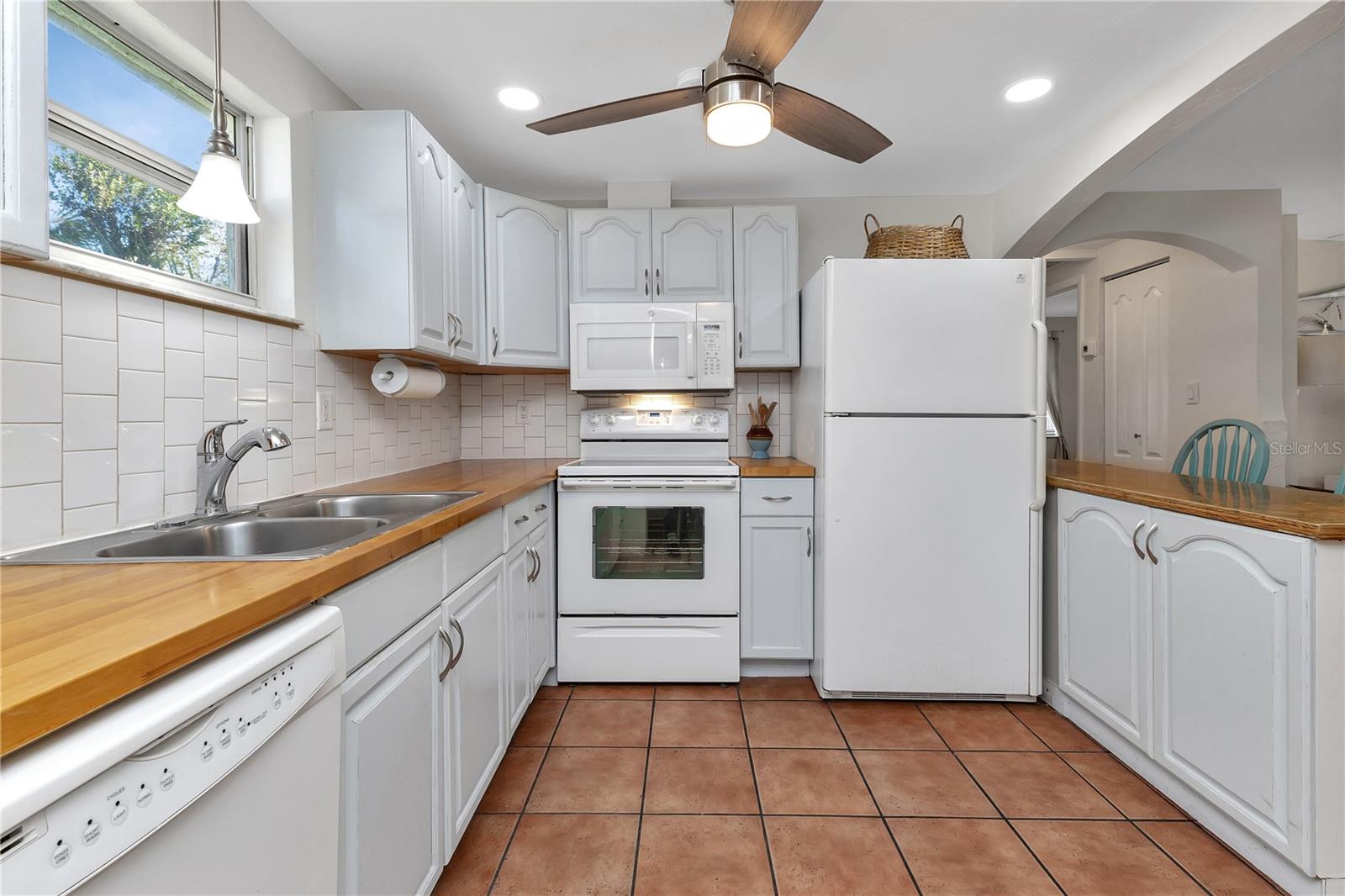 414 SAN MARIE DR, PUNTA GORDA, FL, 33950