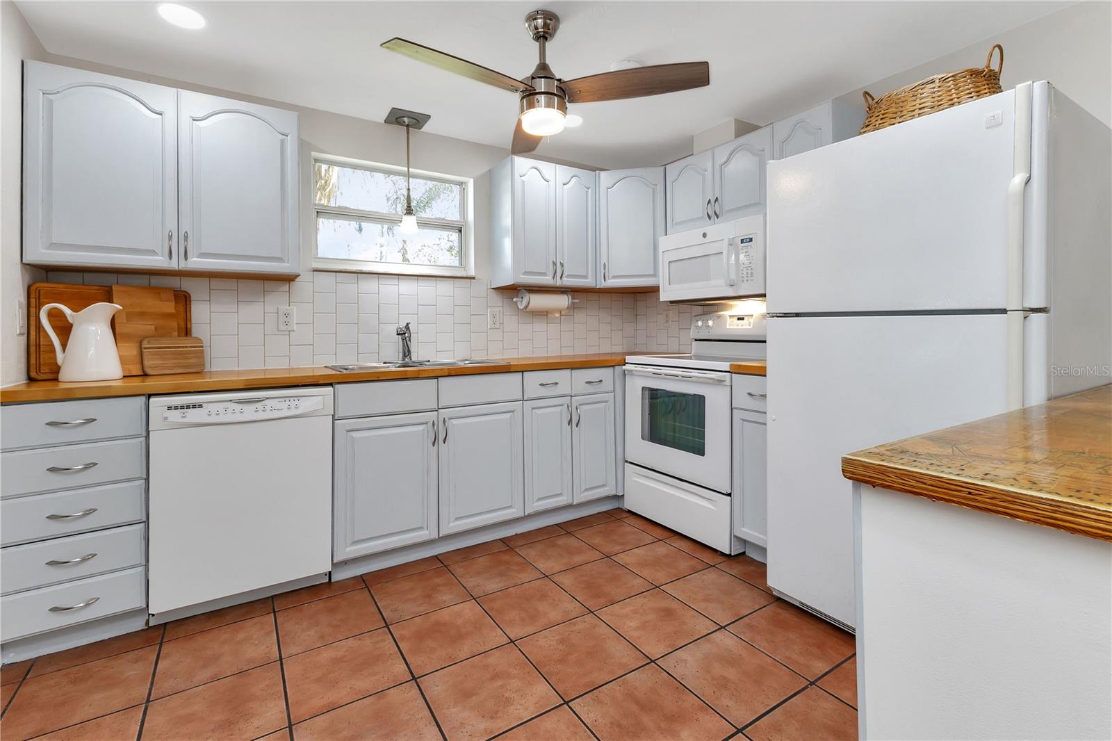 414 SAN MARIE DR, PUNTA GORDA, FL, 33950
