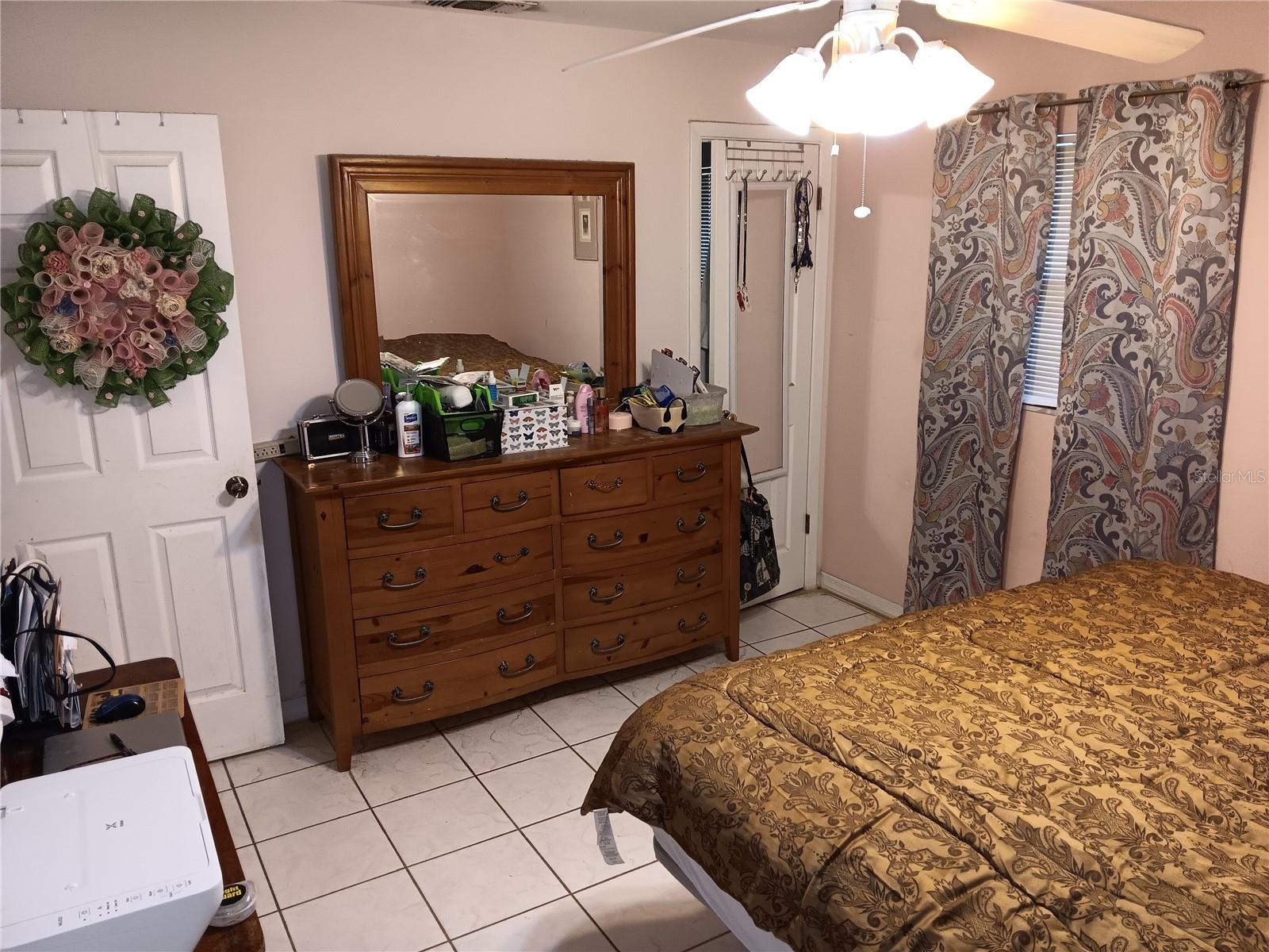 5612 KENNY DR, TAMPA, FL, 33617