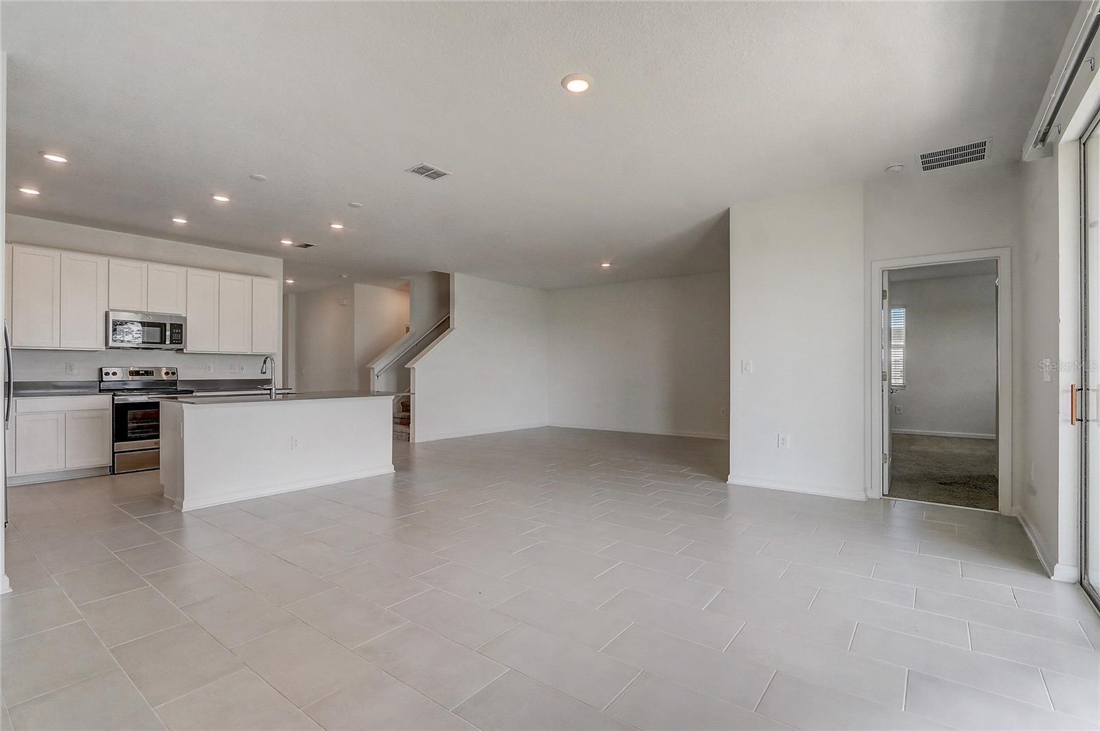 687 HITCH LOOP, ST CLOUD, FL, 34772