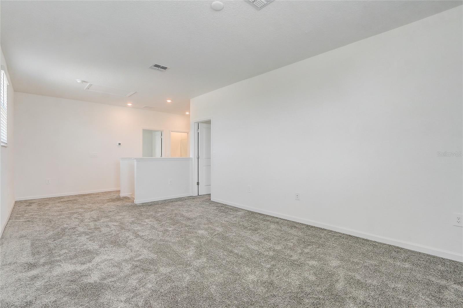 687 HITCH LOOP, ST CLOUD, FL, 34772