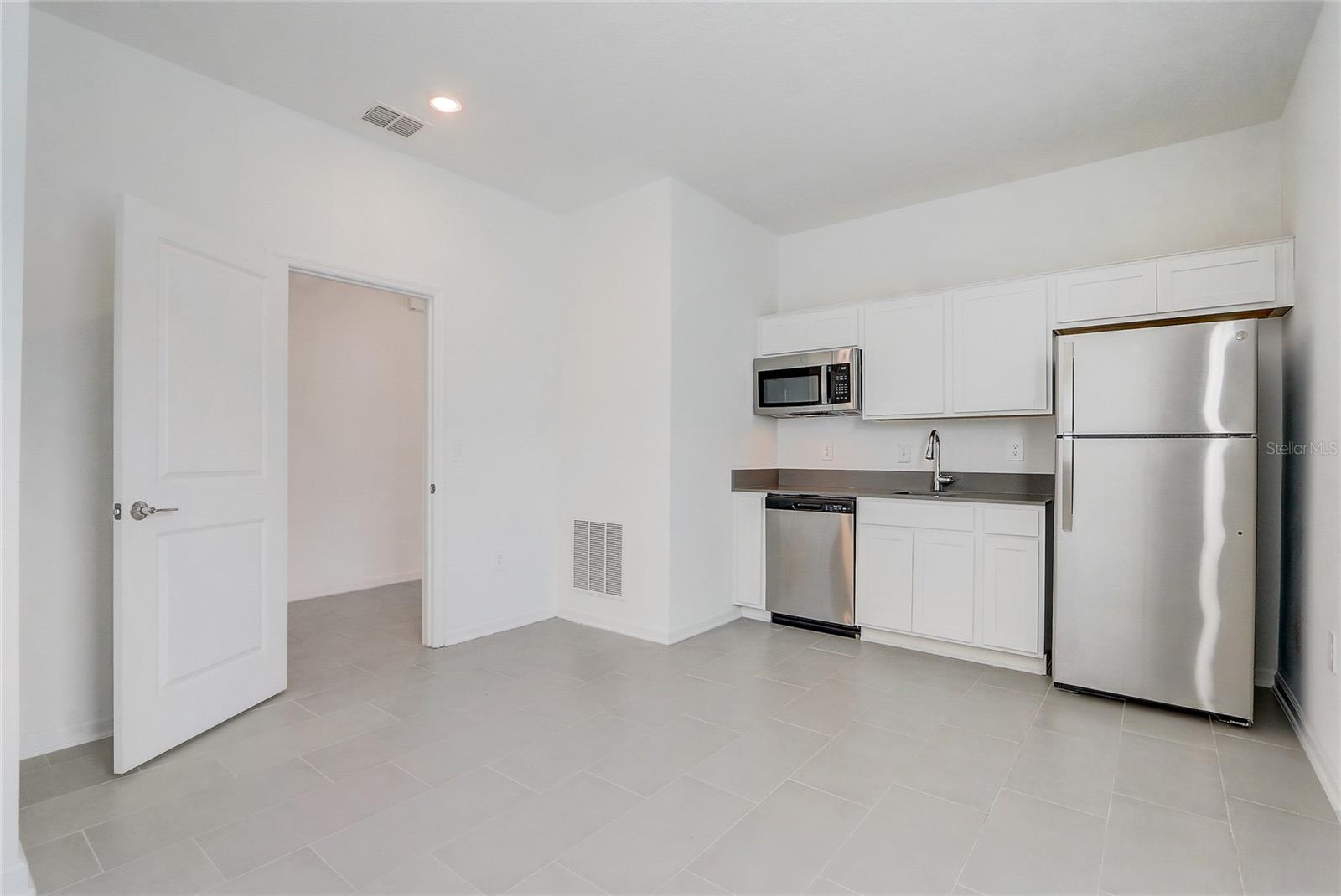 687 HITCH LOOP, ST CLOUD, FL, 34772