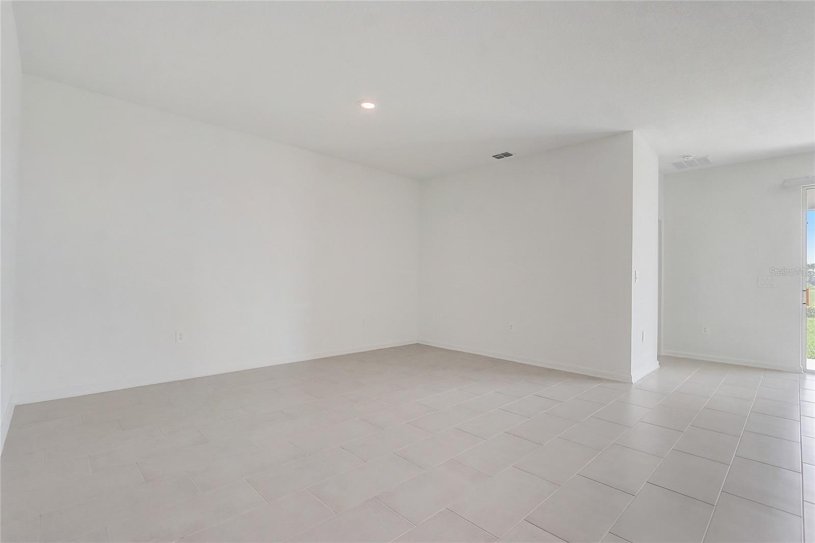 687 HITCH LOOP, ST CLOUD, FL, 34772