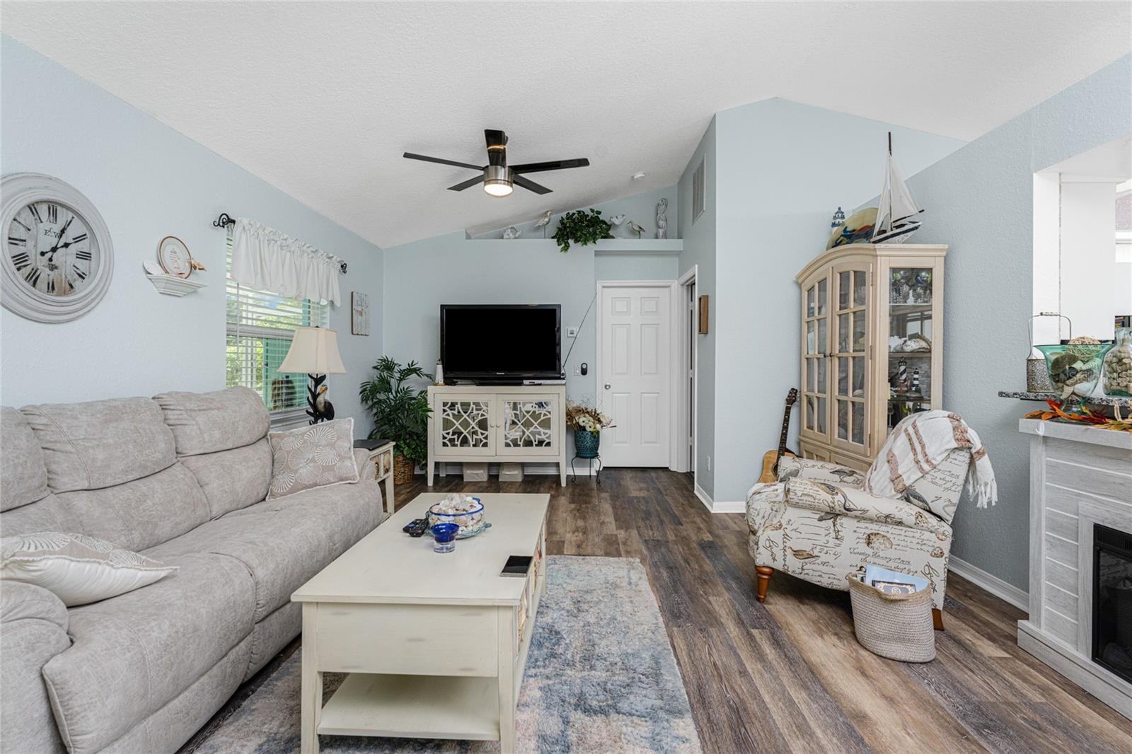13511 FORESMAN BLVD, PORT CHARLOTTE, FL, 33981