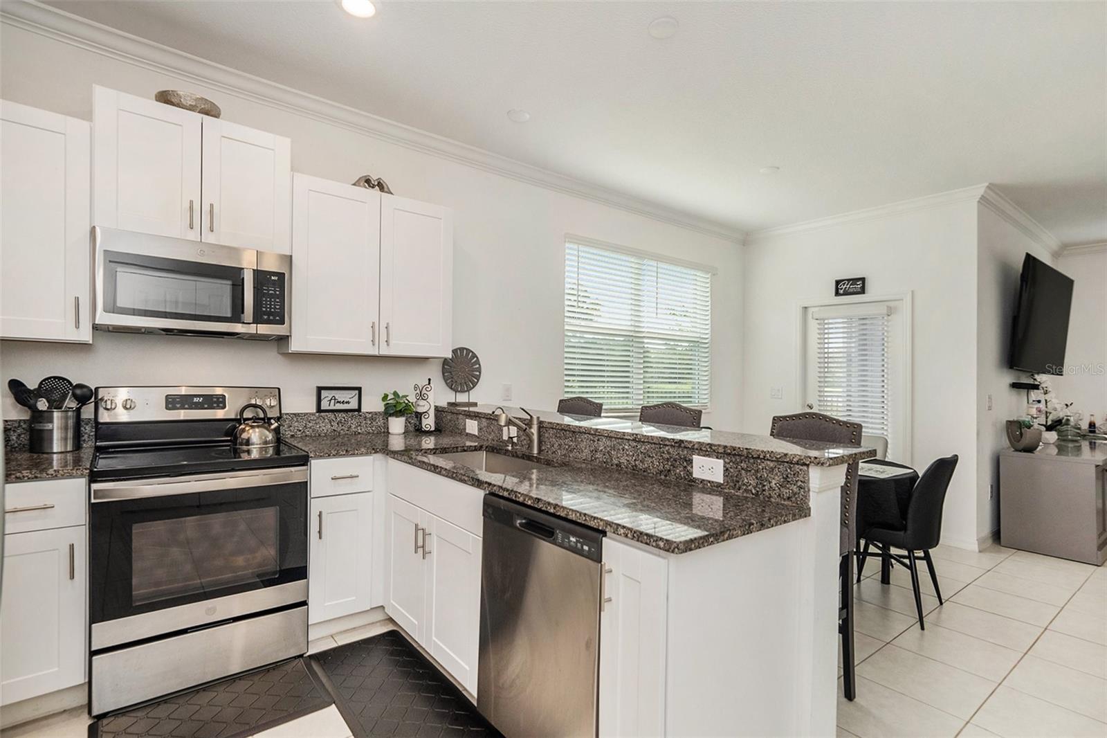 7014 RIPPLE POND LOOP, ZEPHYRHILLS, FL, 33541