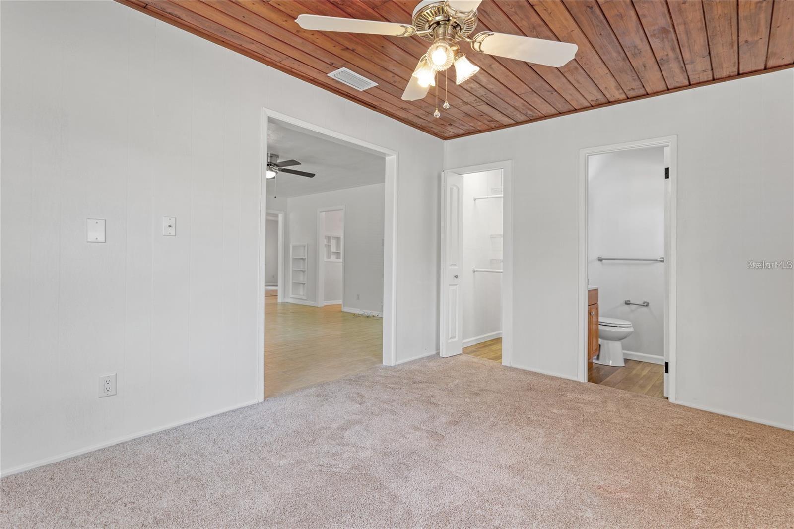 2800 POPLAR ST, SARASOTA, FL, 34237