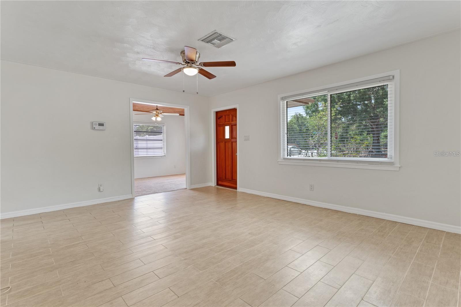 2800 POPLAR ST, SARASOTA, FL, 34237