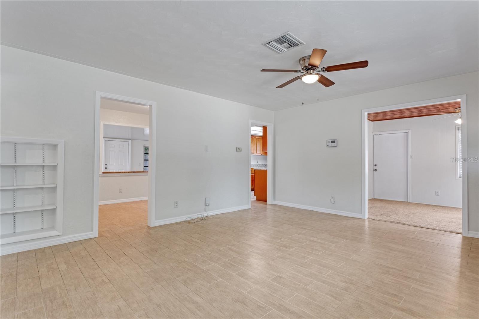 2800 POPLAR ST, SARASOTA, FL, 34237