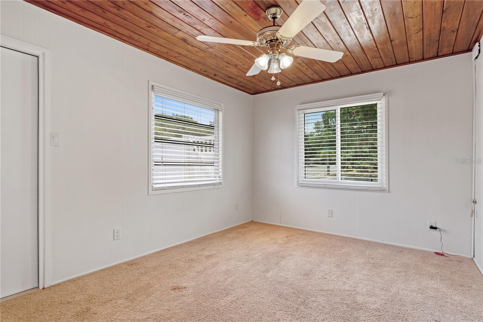 2800 POPLAR ST, SARASOTA, FL, 34237