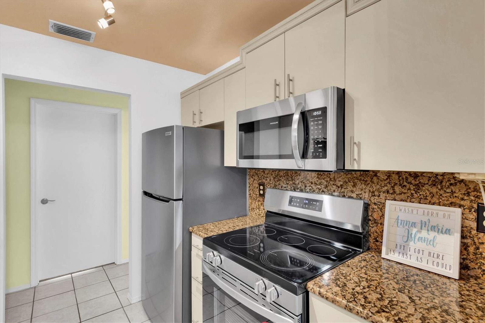 835 AUDUBON DR #835, BRADENTON, FL, 34209