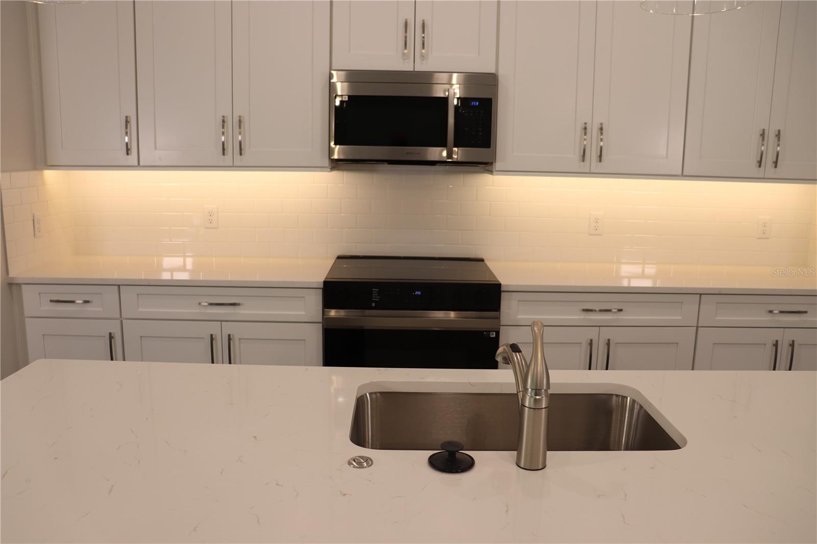 2163 W MESA VERDE DR, BEVERLY HILLS, FL, 34465