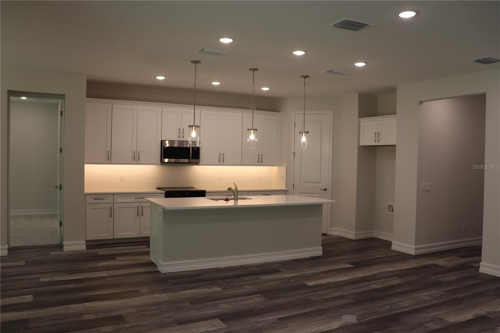 2163 W MESA VERDE DR, BEVERLY HILLS, FL, 34465