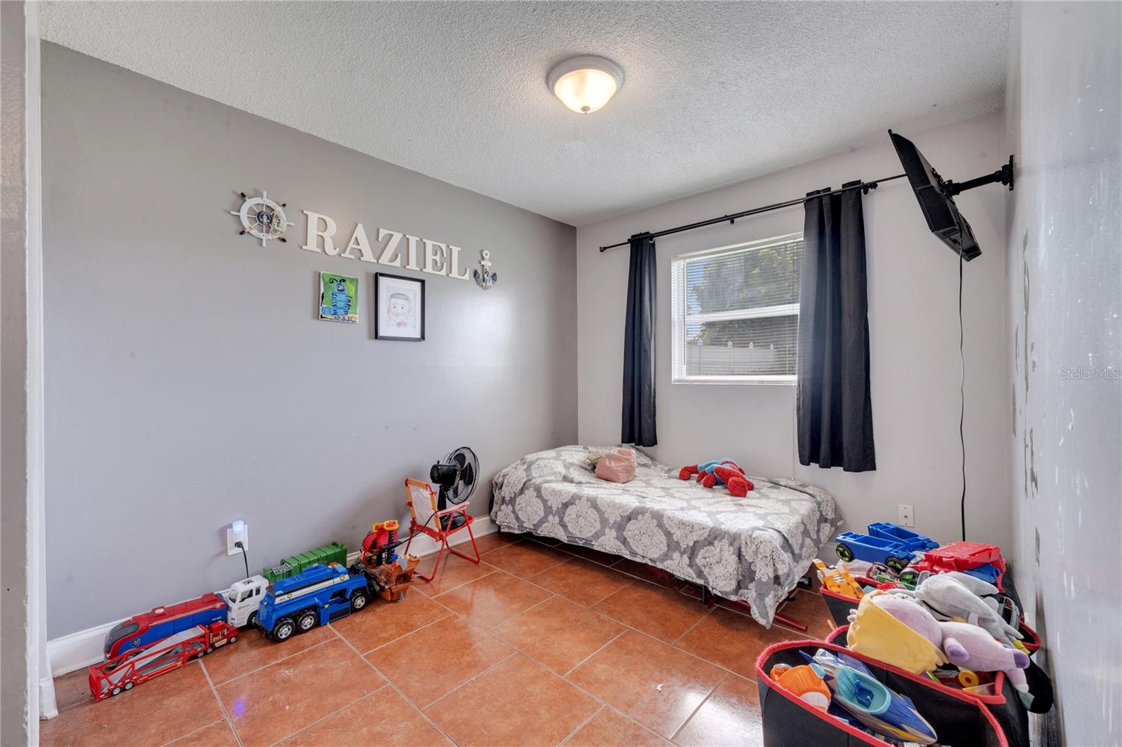 8116 POWELL DR, ORLANDO, FL, 32822