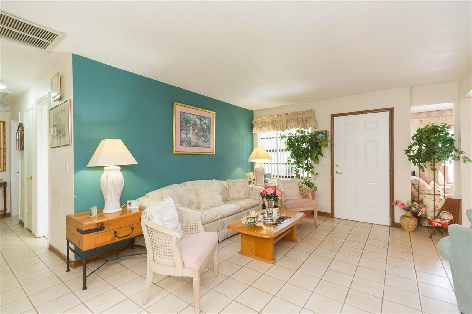 6515 LOS ALTOS WAY, TAMPA, FL, 33634