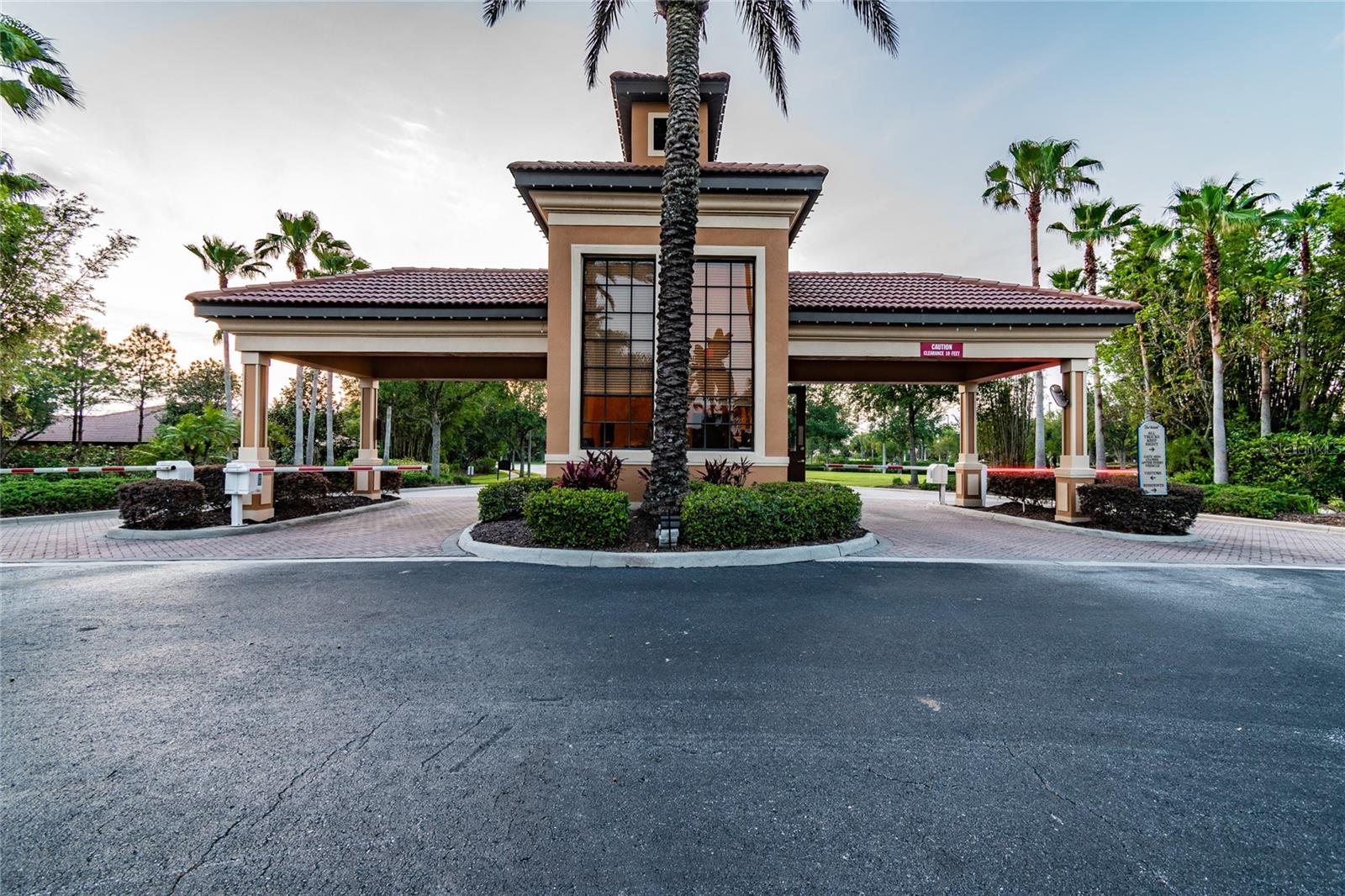 349 LAUREL FALLS DR, APOLLO BEACH, FL, 33572