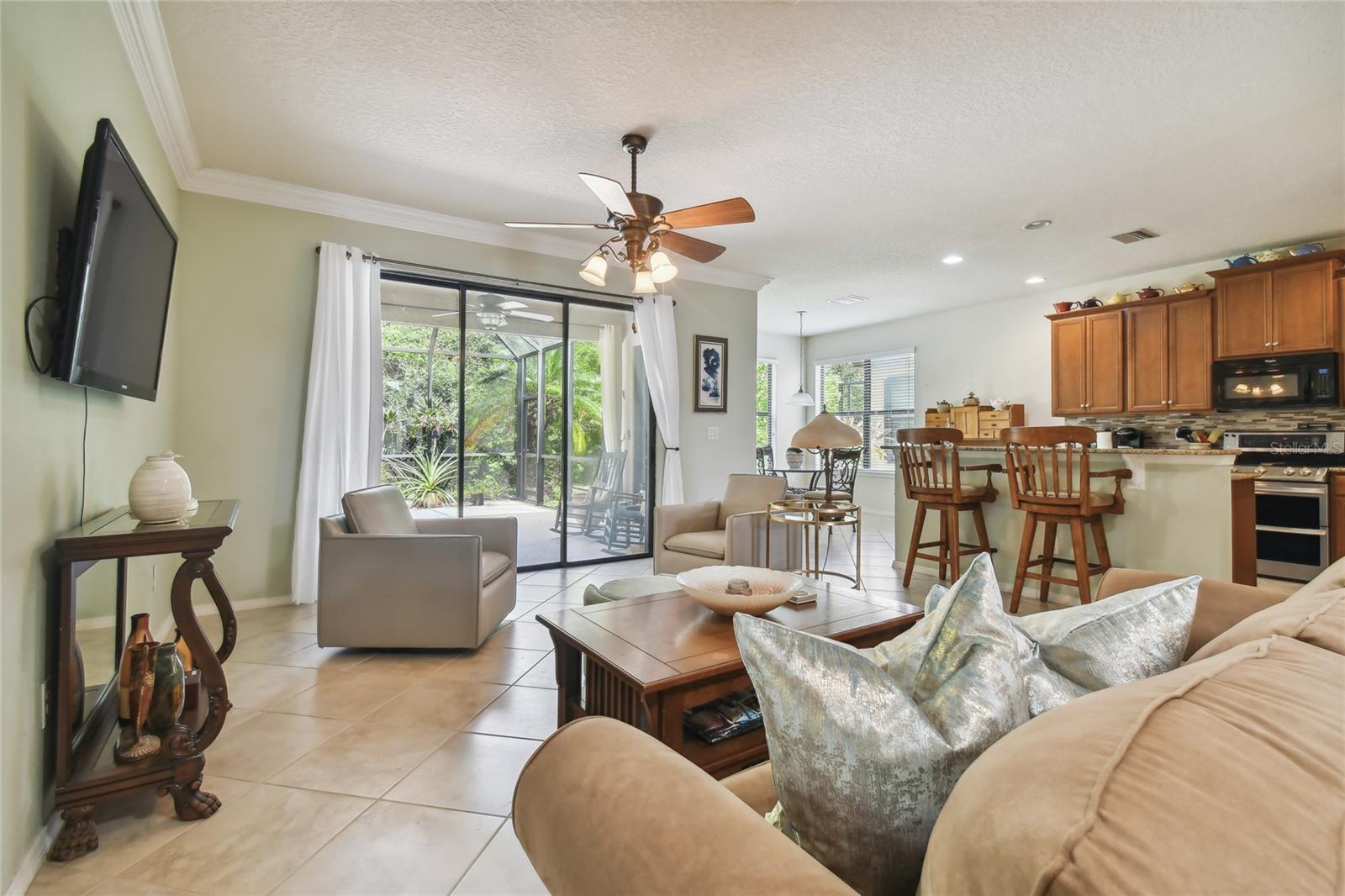 349 LAUREL FALLS DR, APOLLO BEACH, FL, 33572
