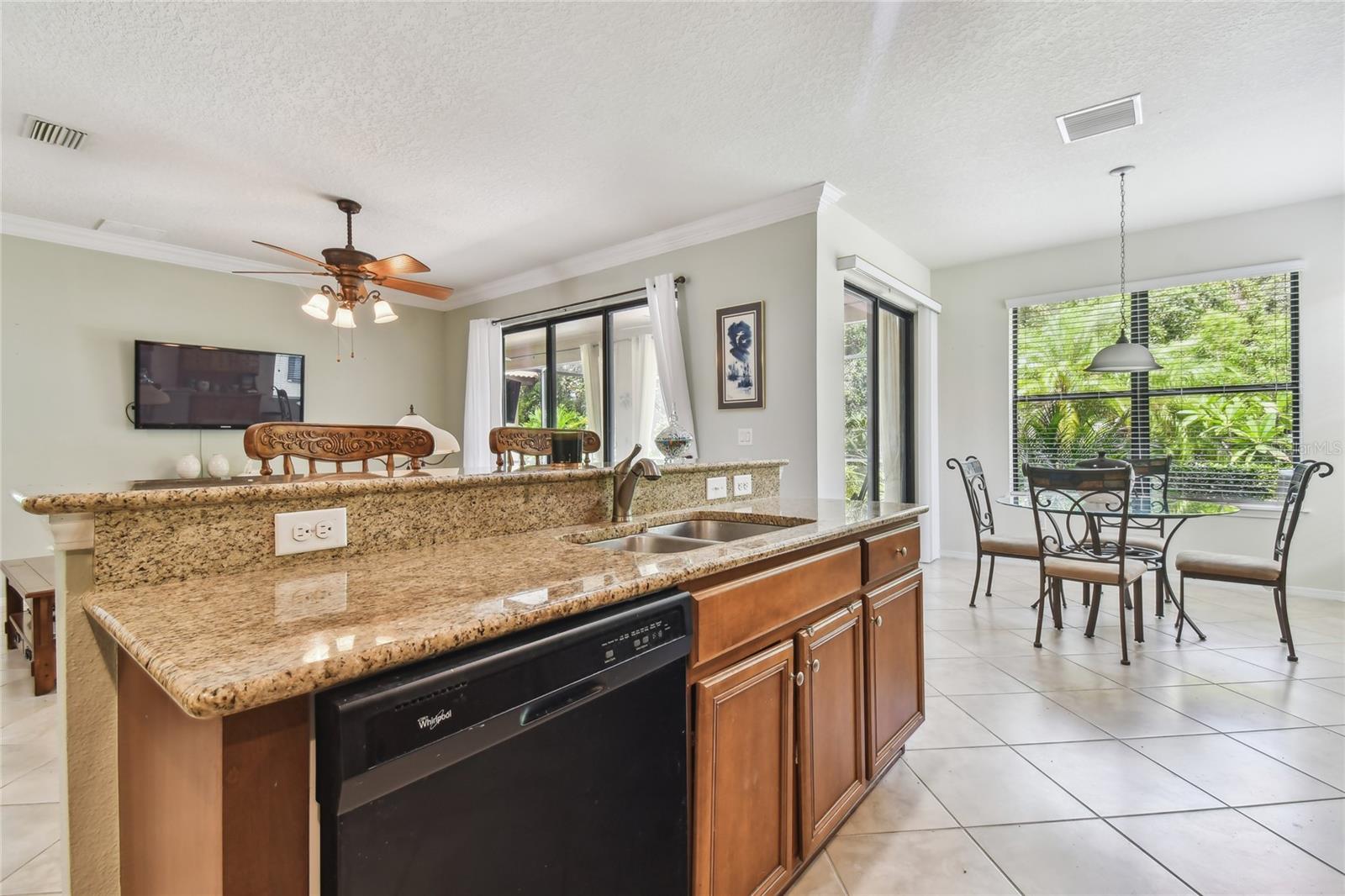 349 LAUREL FALLS DR, APOLLO BEACH, FL, 33572