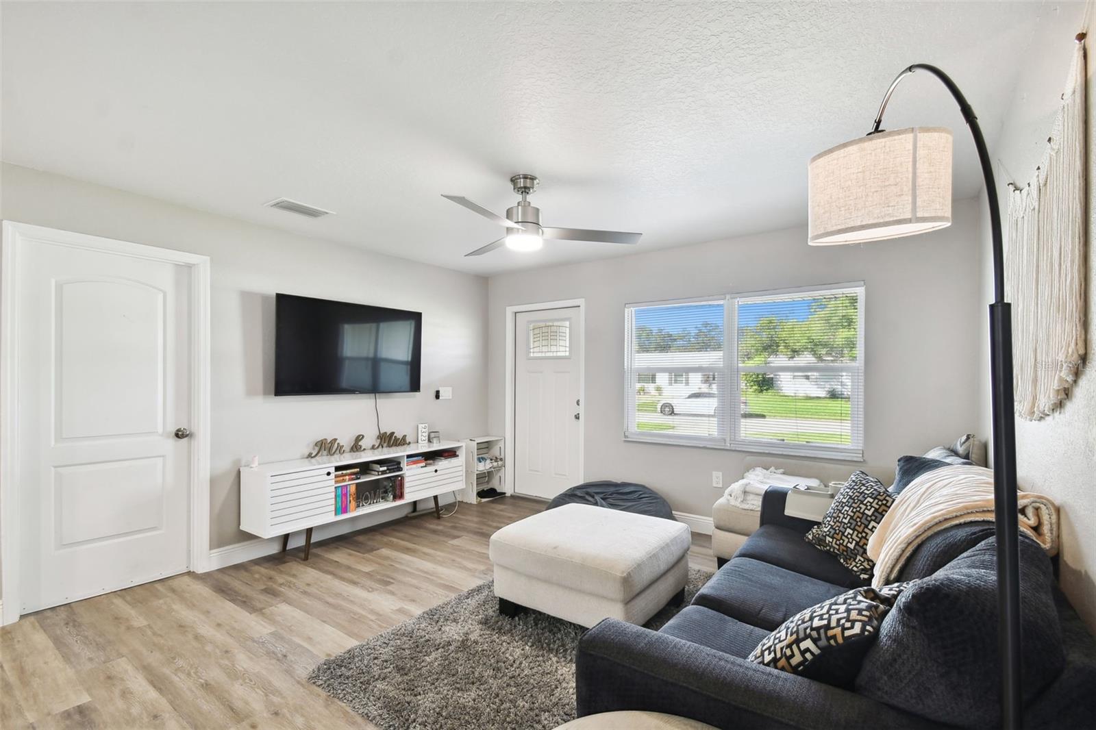 9885 55TH WAY N, PINELLAS PARK, FL, 33782