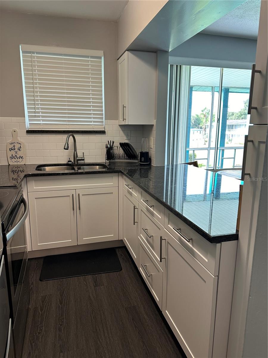 1600 W LAKE PARKER DR #B27, LAKELAND, FL, 33805