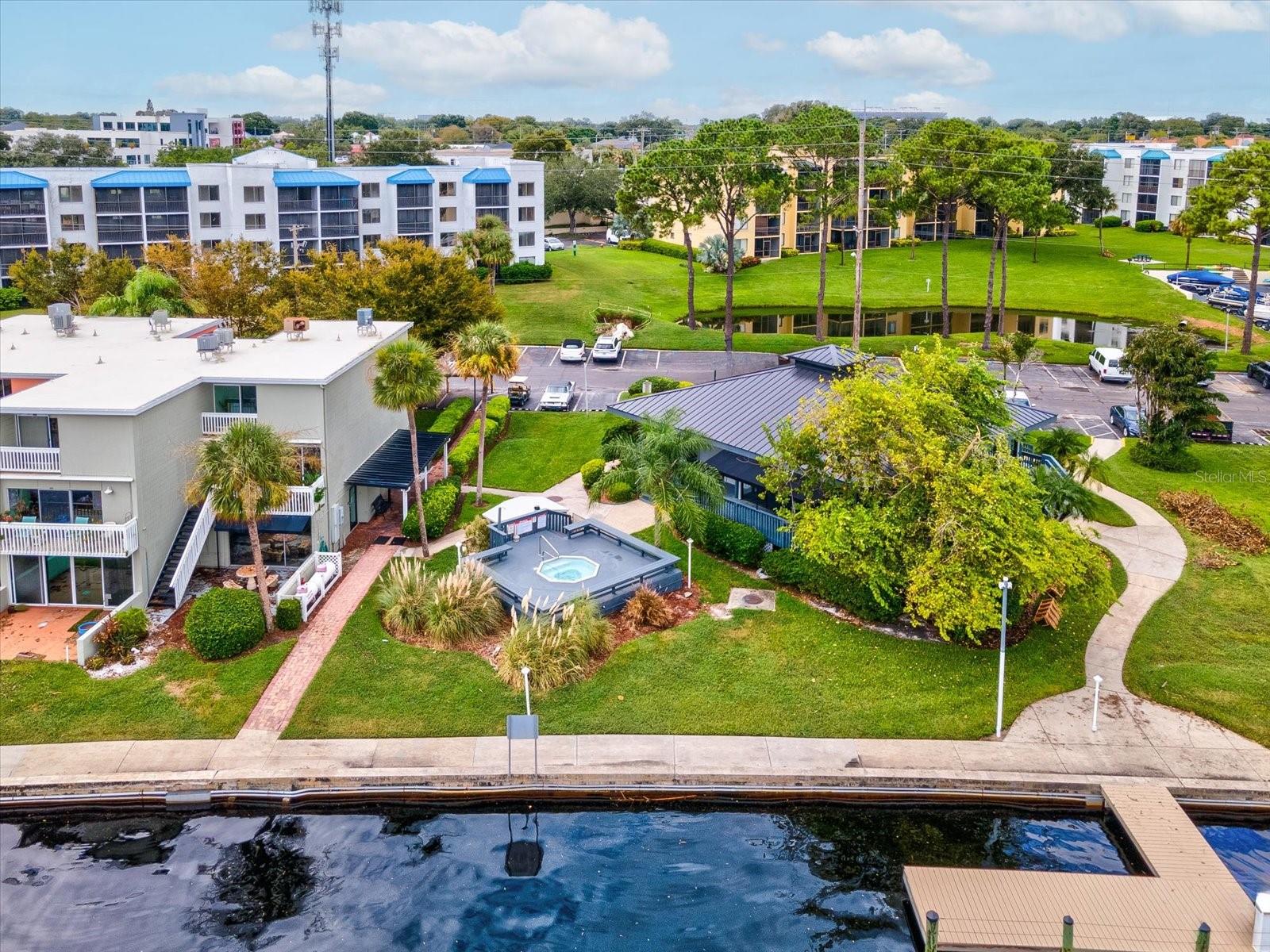 2424 W TAMPA BAY BLVD #L-302, TAMPA, FL, 33607