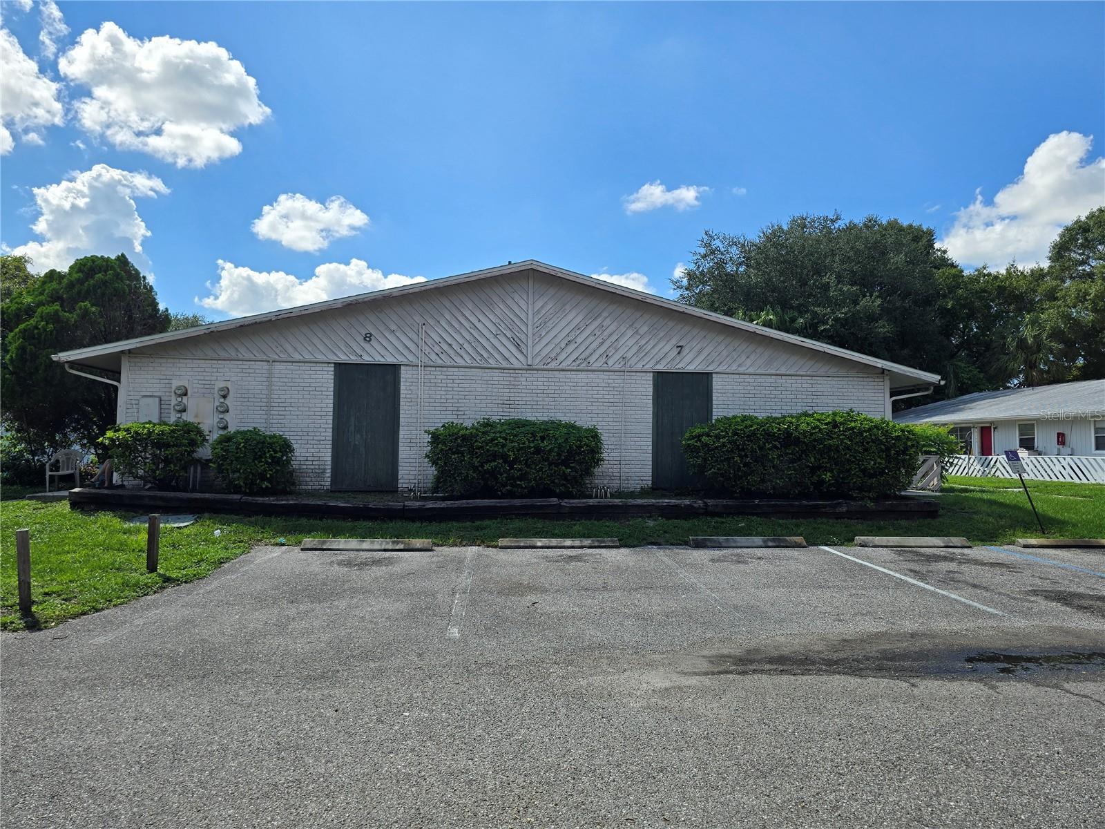 8528-8534 CHANNELVIEW CIR, TAMPA, FL, 33614