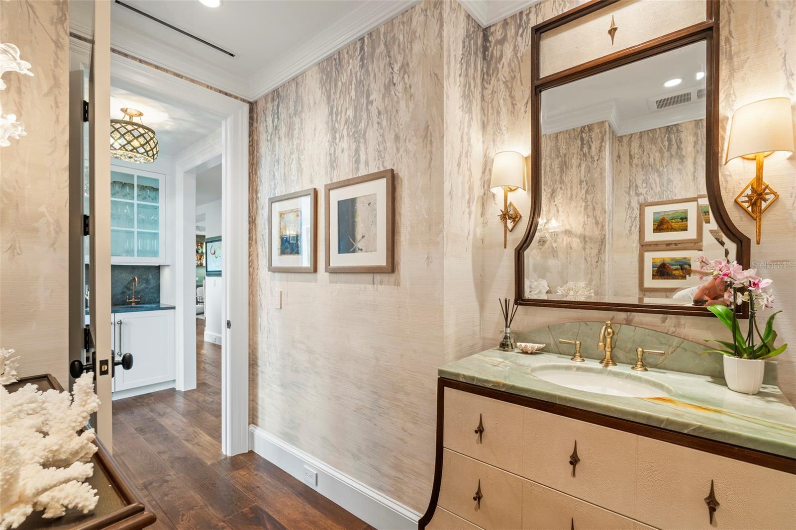 A4625287 Property Photo