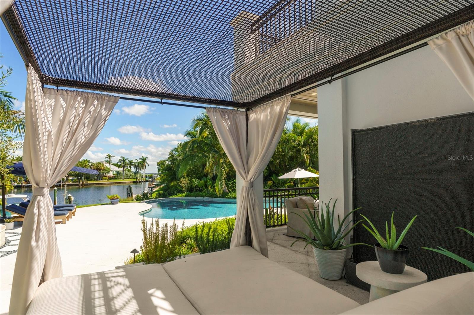 A4625287 Property Photo