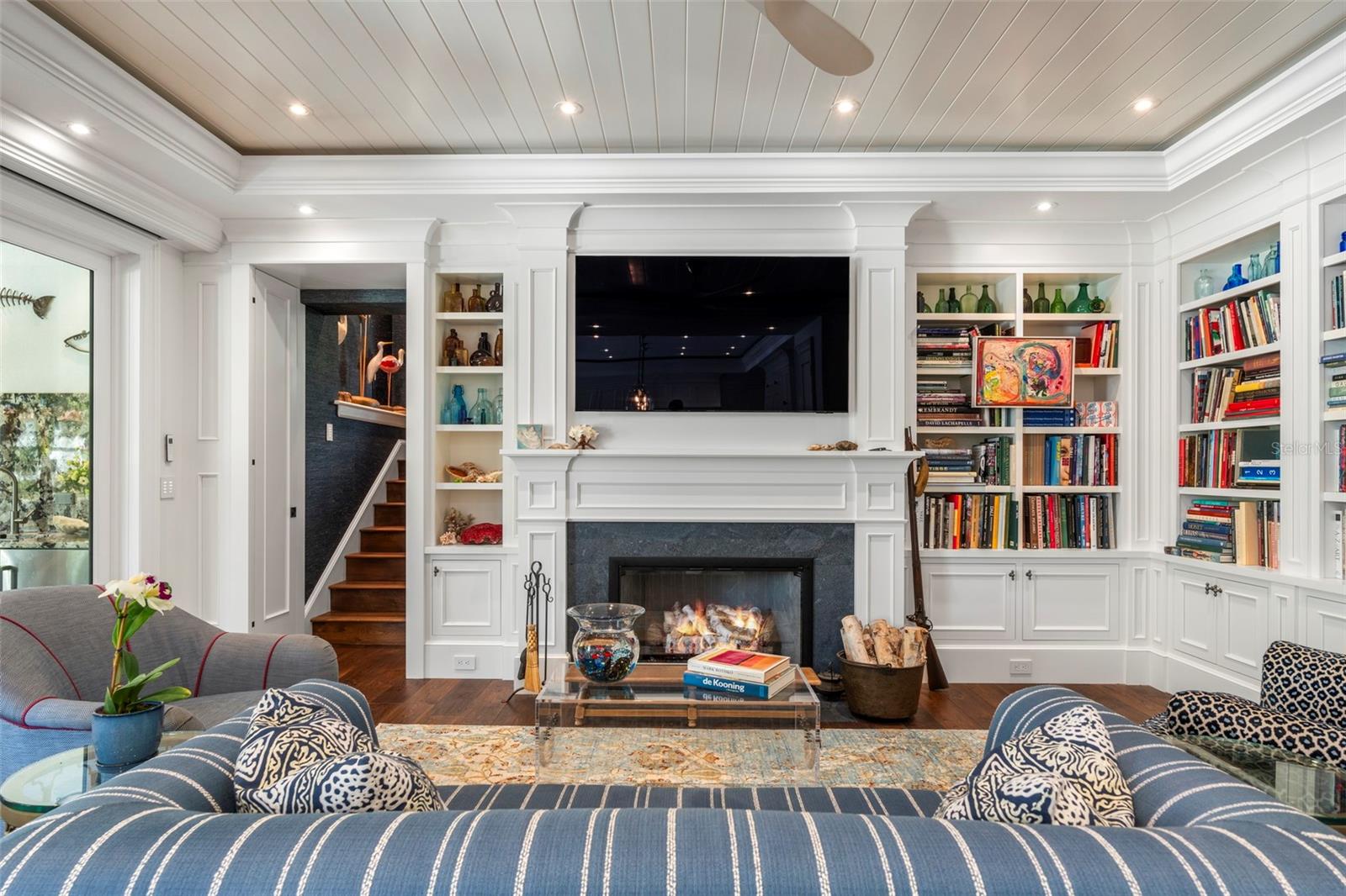 A4625287 Property Photo