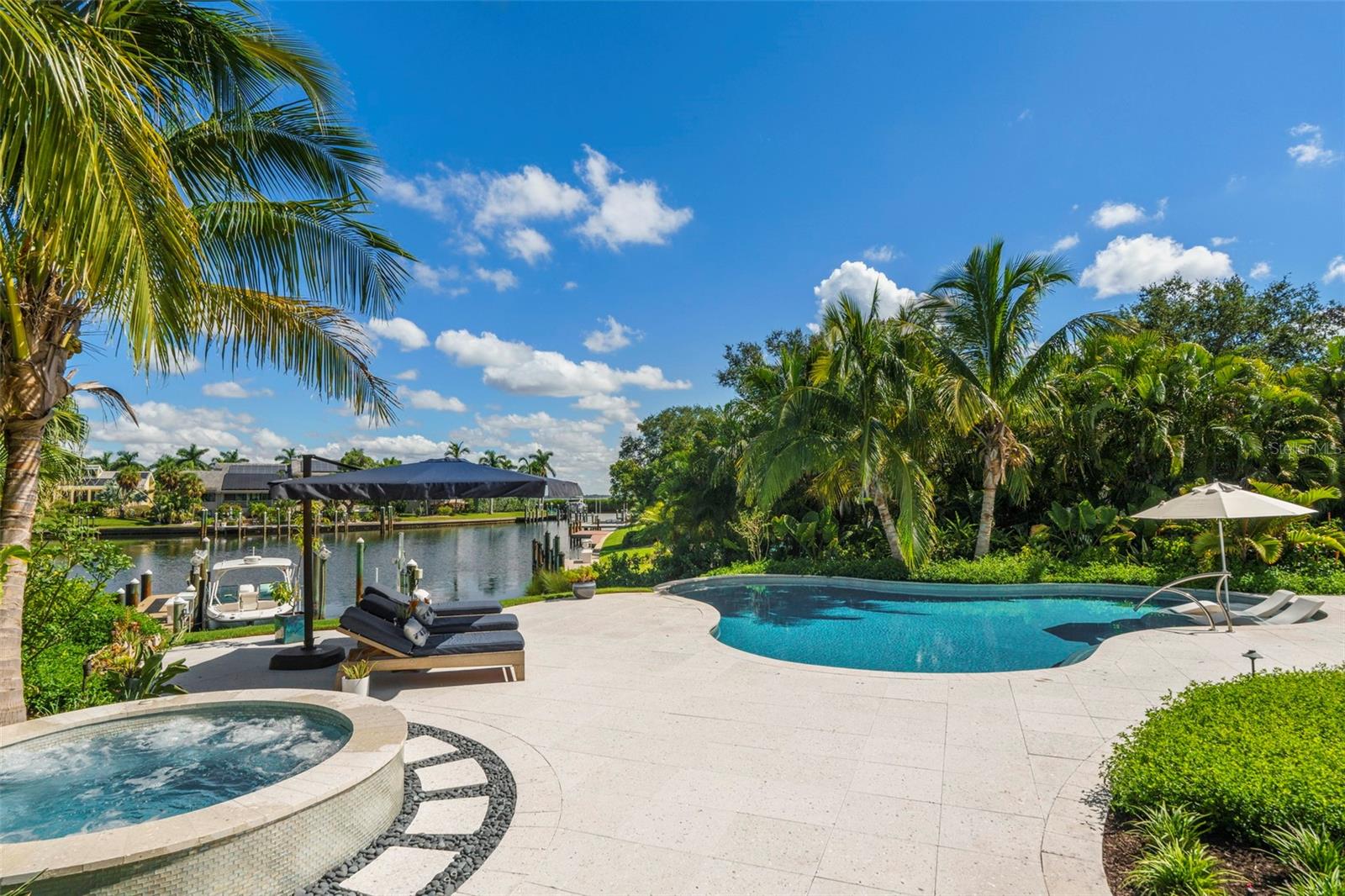 A4625287 Property Photo