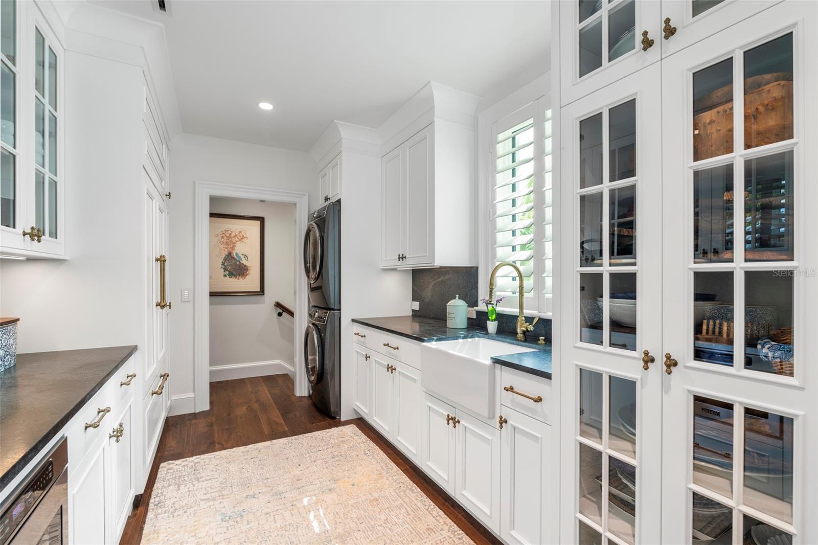A4625287 Property Photo
