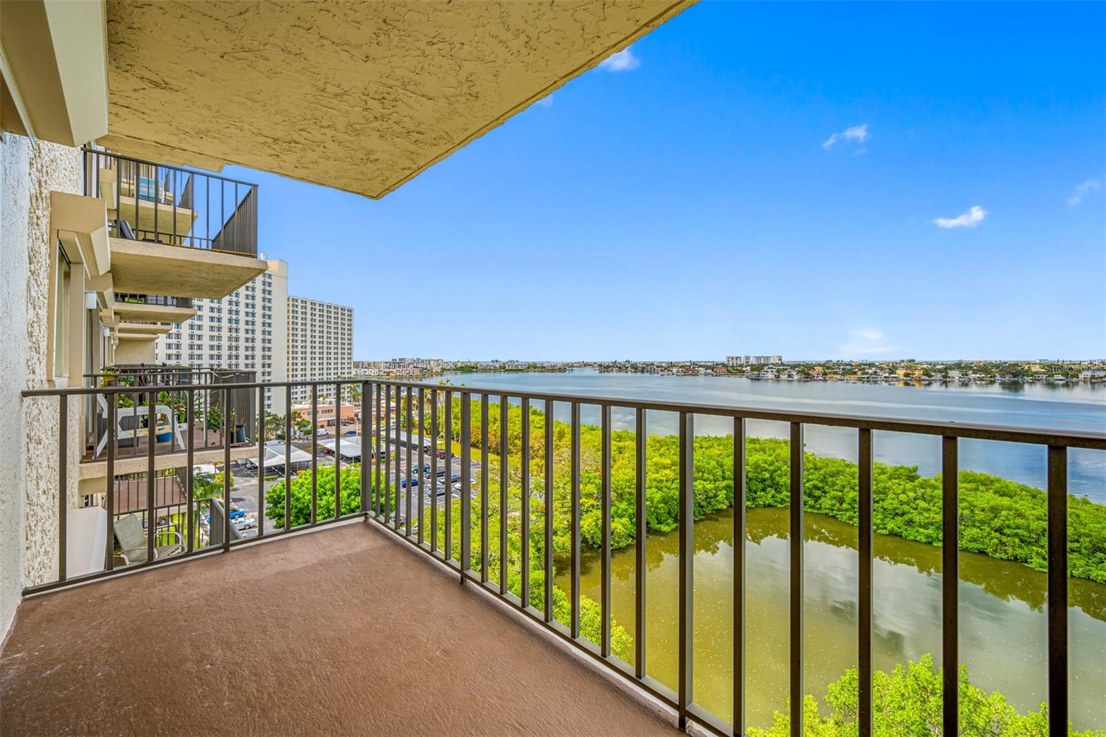 7050 SUNSET DR S #912, SOUTH PASADENA, FL, 33707