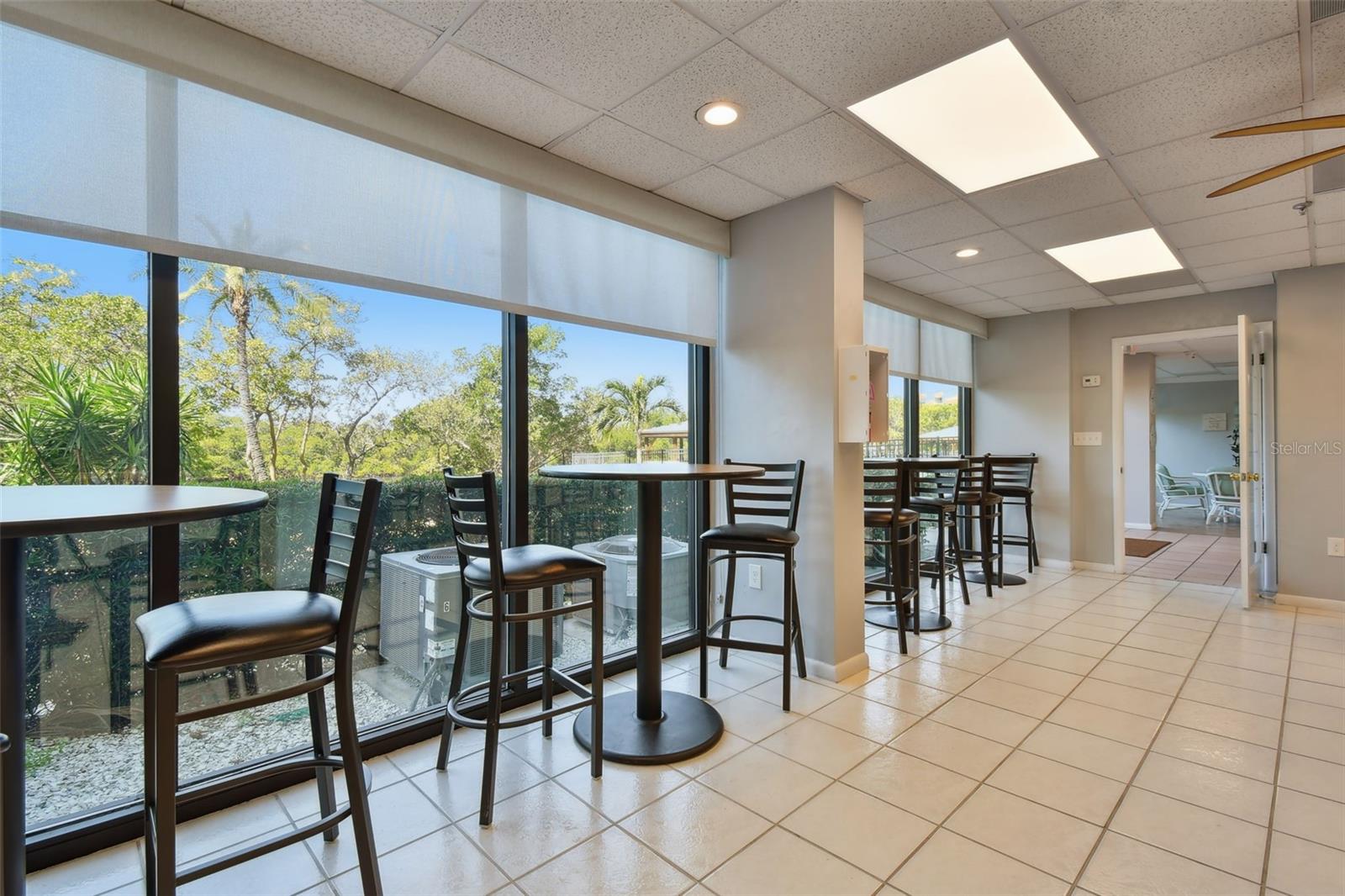 7050 SUNSET DR S #912, SOUTH PASADENA, FL, 33707