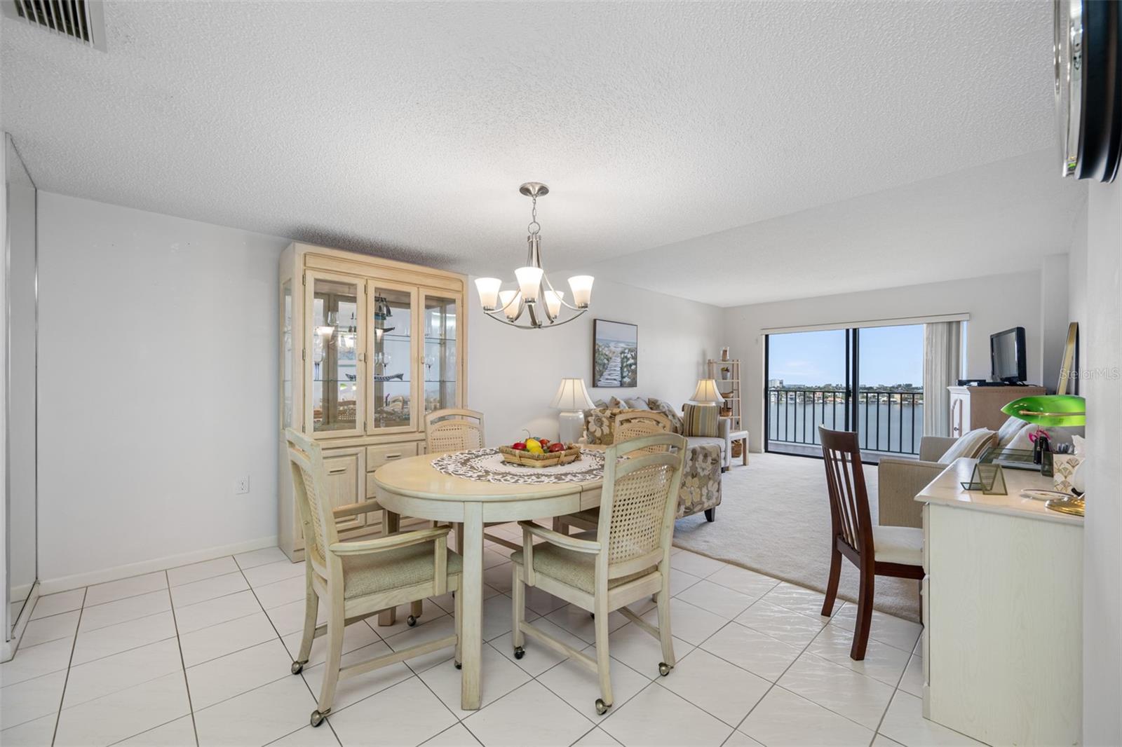 7050 SUNSET DR S #912, SOUTH PASADENA, FL, 33707