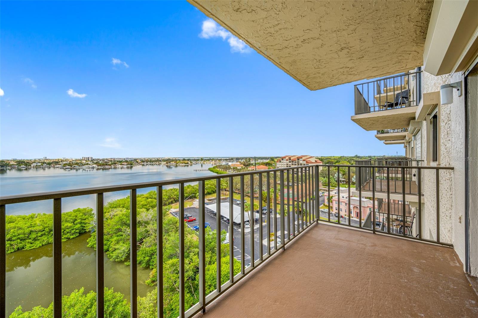 7050 SUNSET DR S #912, SOUTH PASADENA, FL, 33707