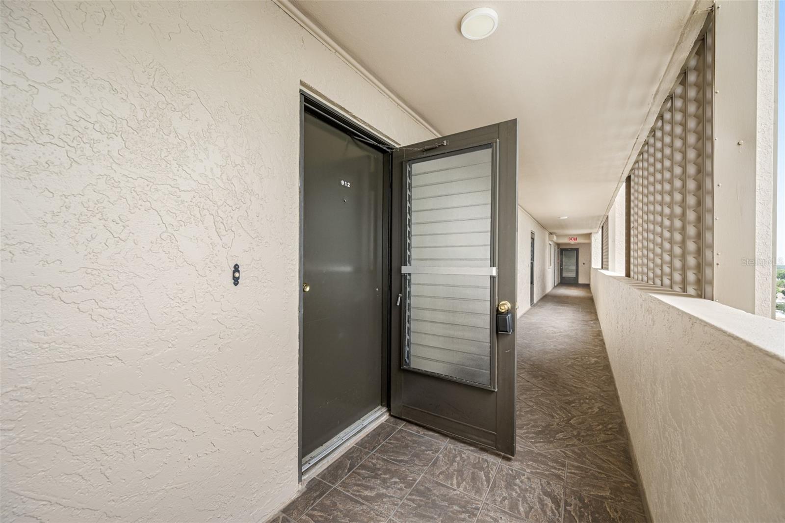 7050 SUNSET DR S #912, SOUTH PASADENA, FL, 33707