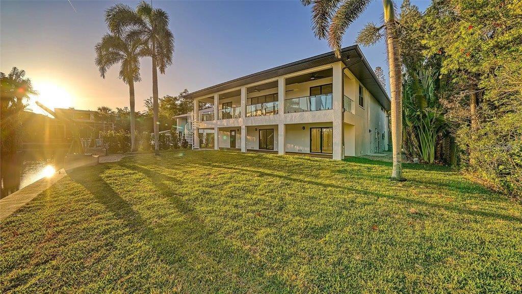3920 ROBERTS POINT RD, SARASOTA, FL, 34242