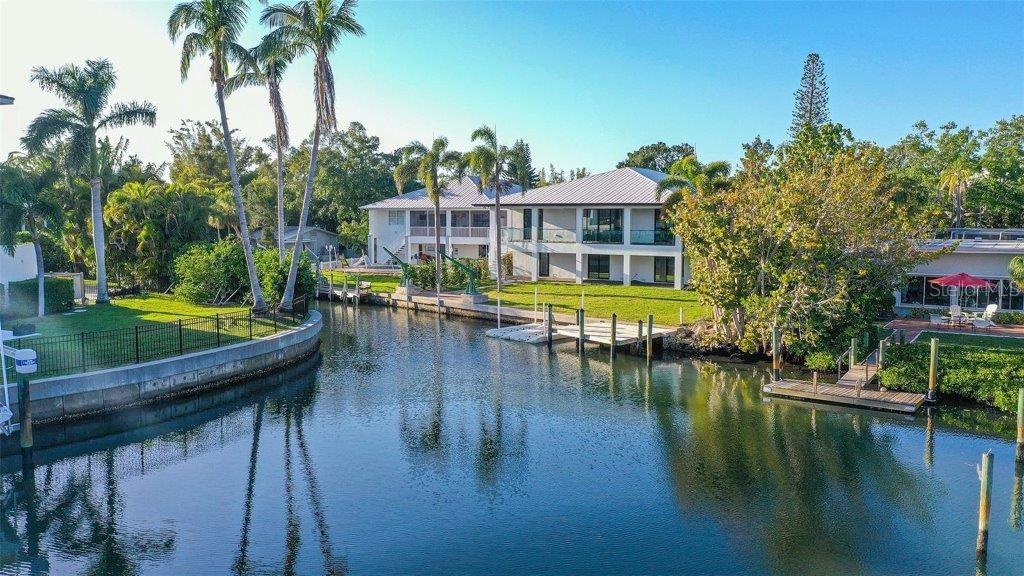 3920 ROBERTS POINT RD, SARASOTA, FL, 34242