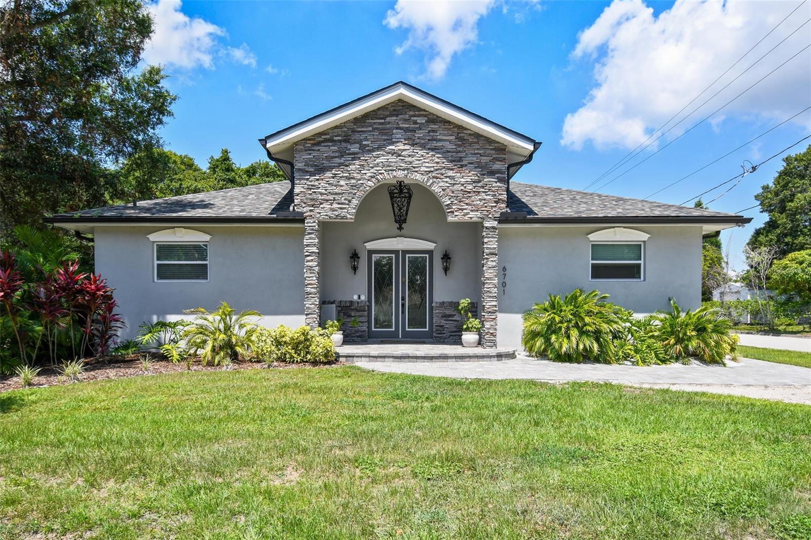 6701 S HIMES AVE, TAMPA, FL, 33611