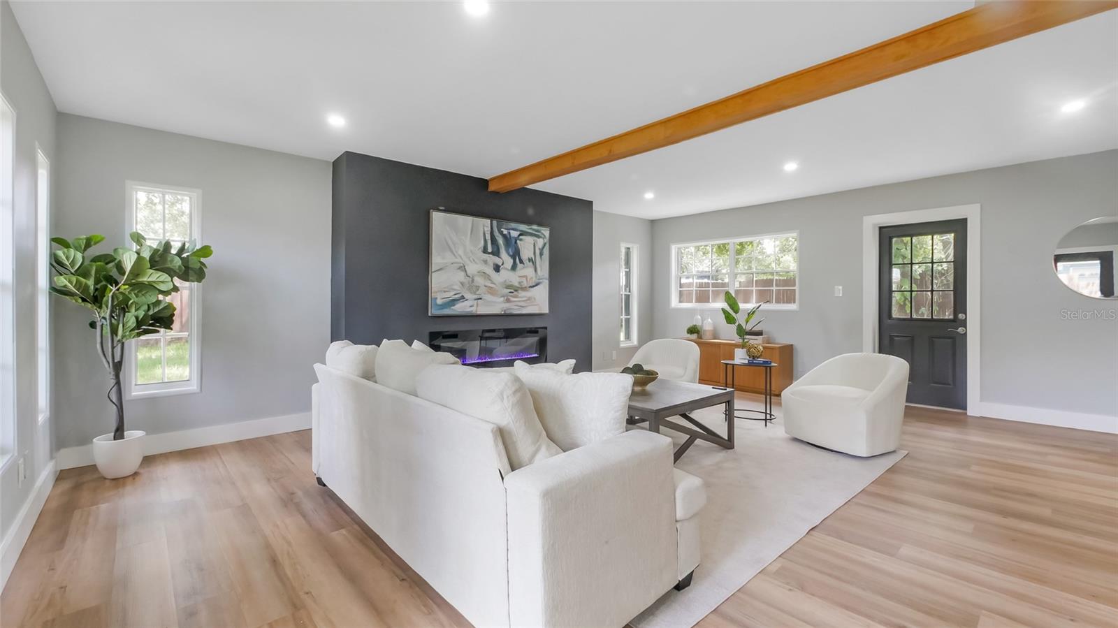 1715 N ALEXANDER RD, TAMPA, FL, 33603