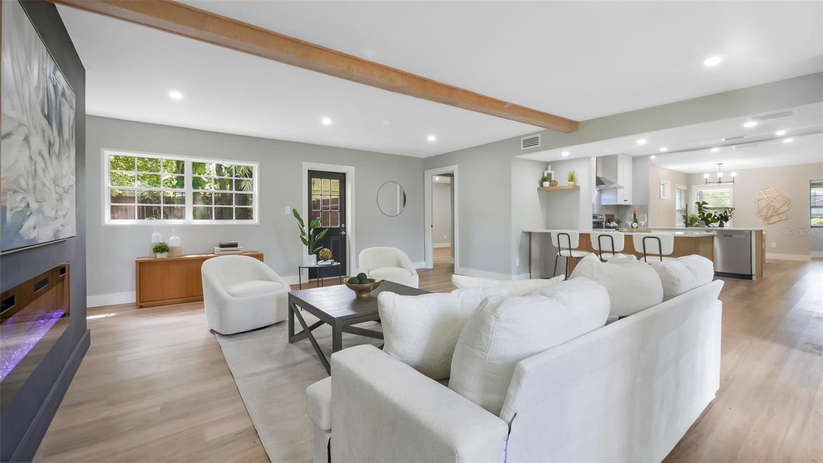 1715 N ALEXANDER RD, TAMPA, FL, 33603