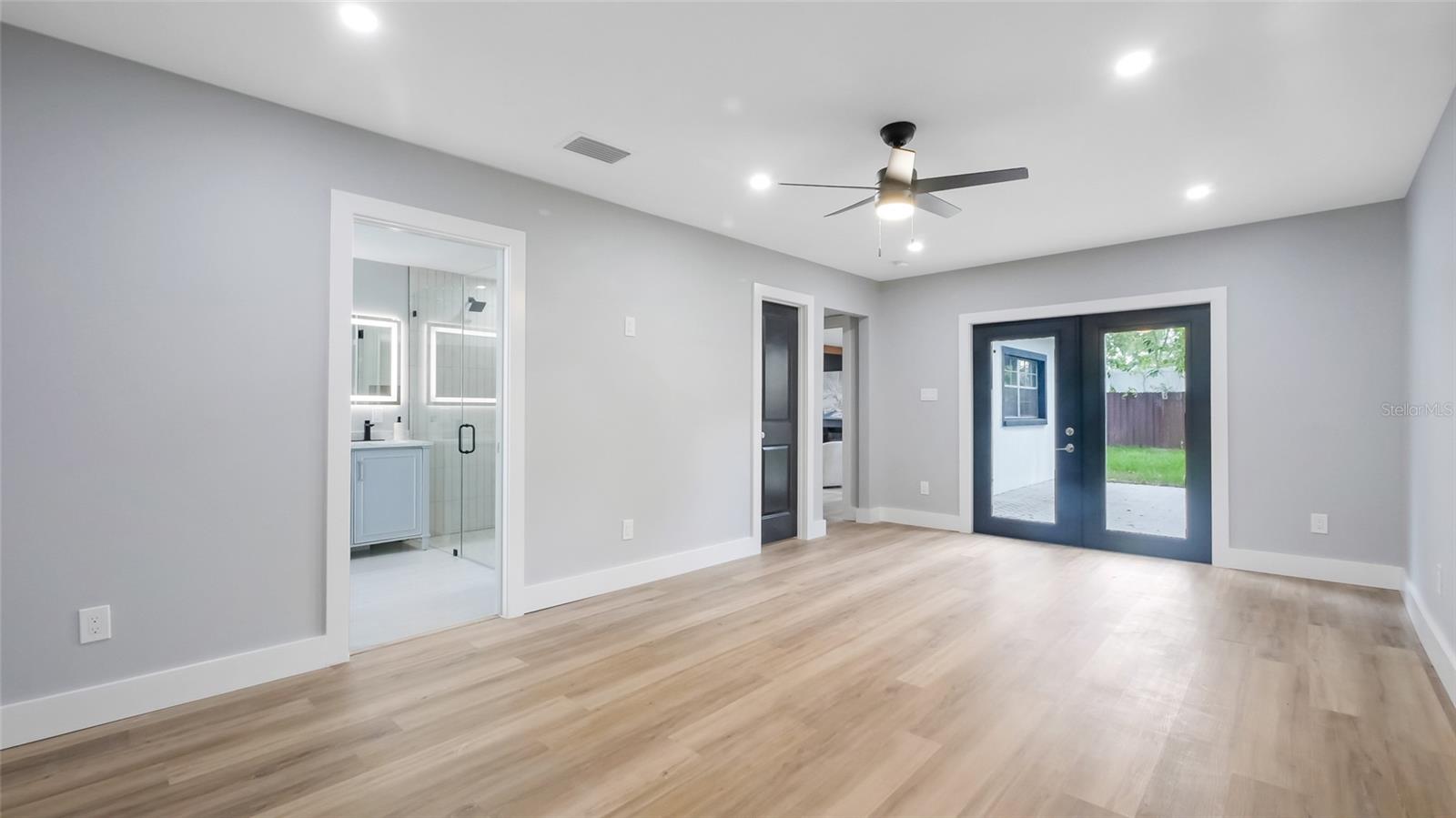 1715 N ALEXANDER RD, TAMPA, FL, 33603