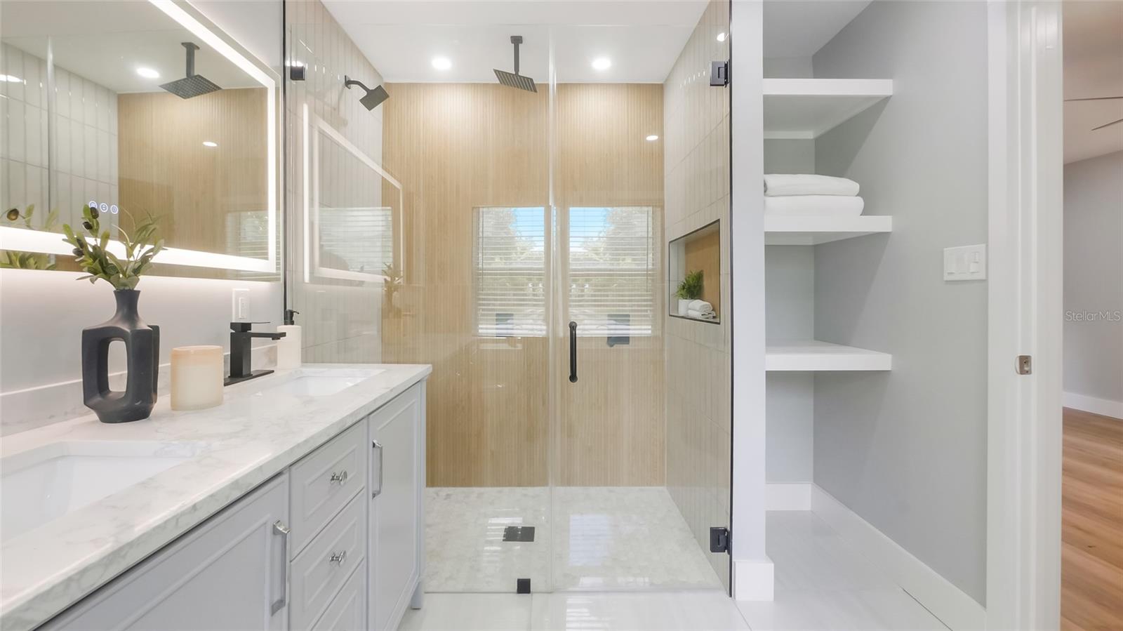 1715 N ALEXANDER RD, TAMPA, FL, 33603