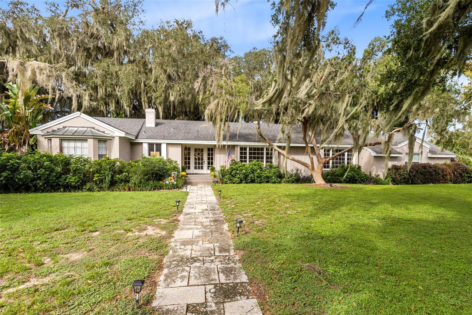 1617 PARK DR, LEESBURG, FL, 34748