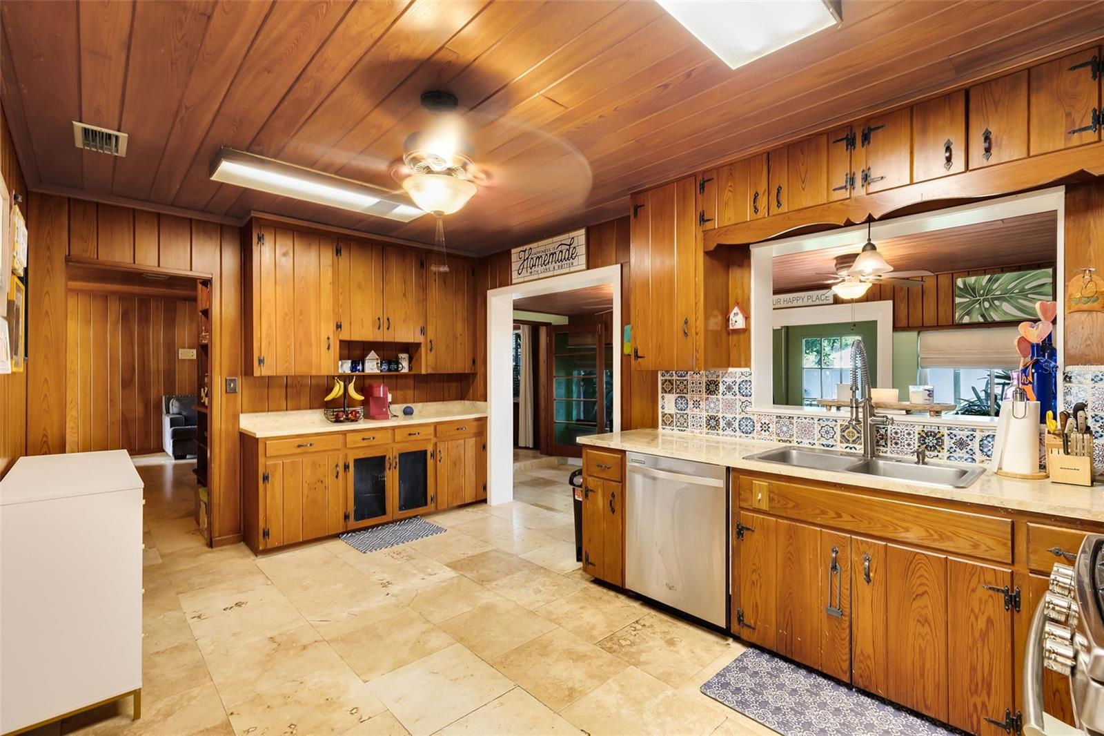 1617 PARK DR, LEESBURG, FL, 34748