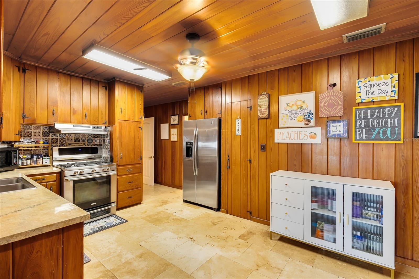 1617 PARK DR, LEESBURG, FL, 34748