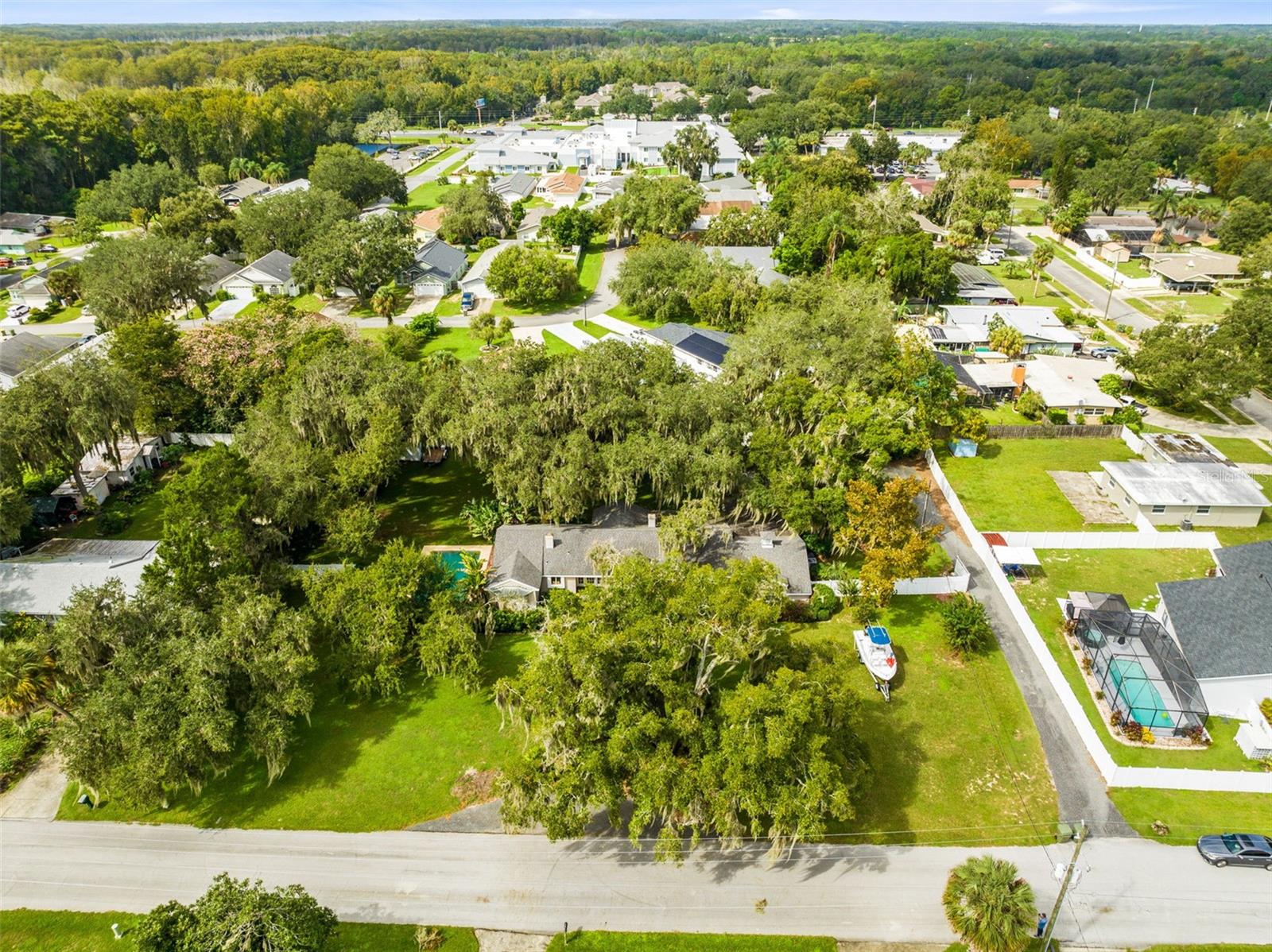 1617 PARK DR, LEESBURG, FL, 34748