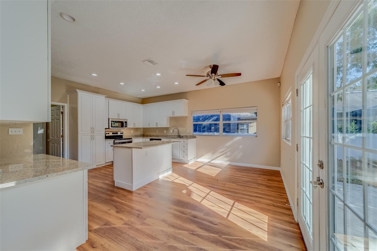1833 HILLCREST ST, TARPON SPRINGS, FL, 34689