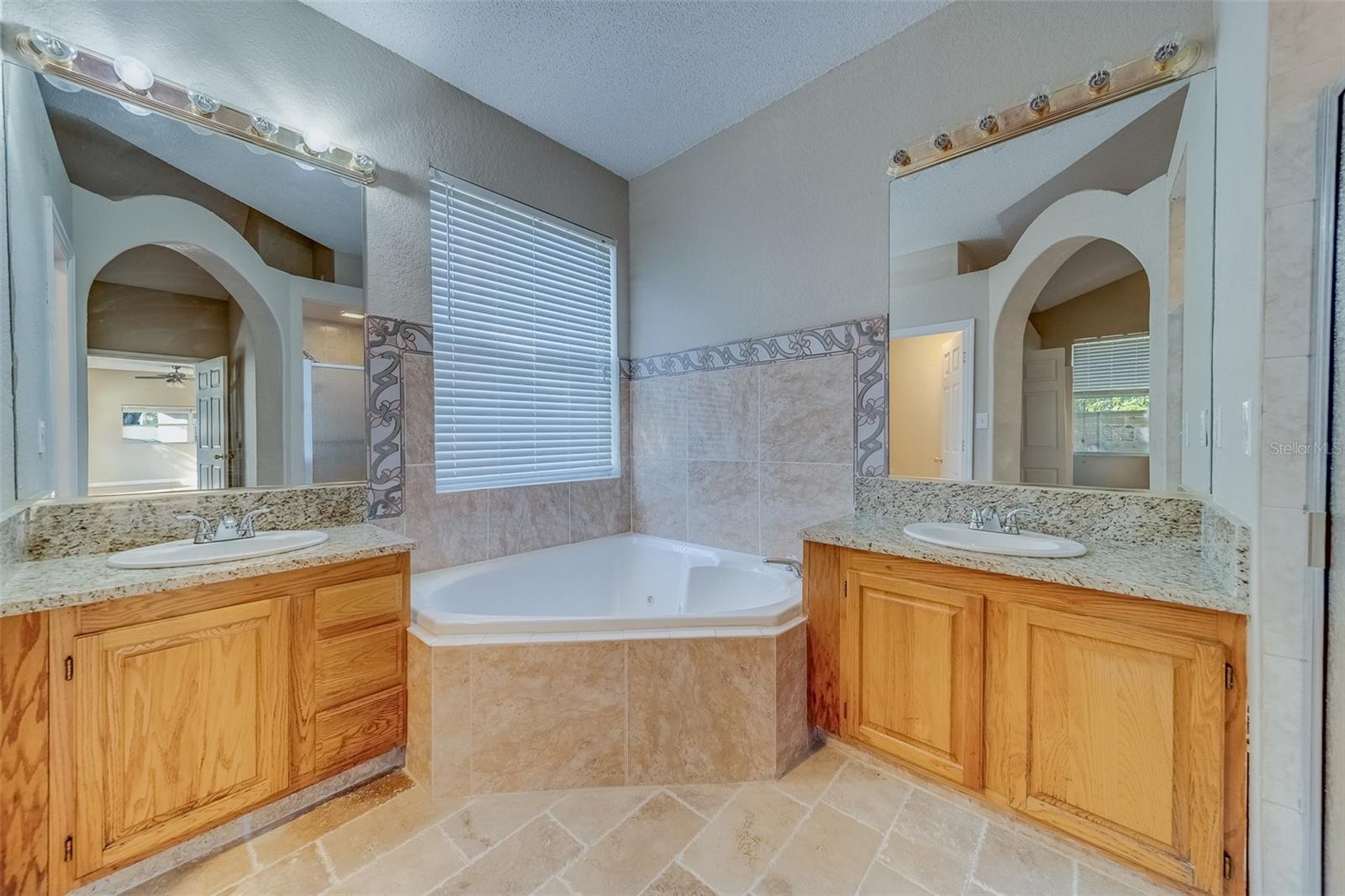 1833 HILLCREST ST, TARPON SPRINGS, FL, 34689