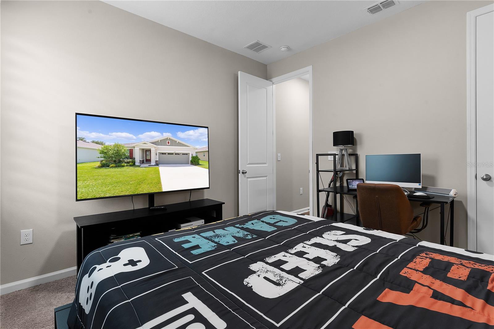 10204 SPRING LAKE DR, CLERMONT, FL, 34711