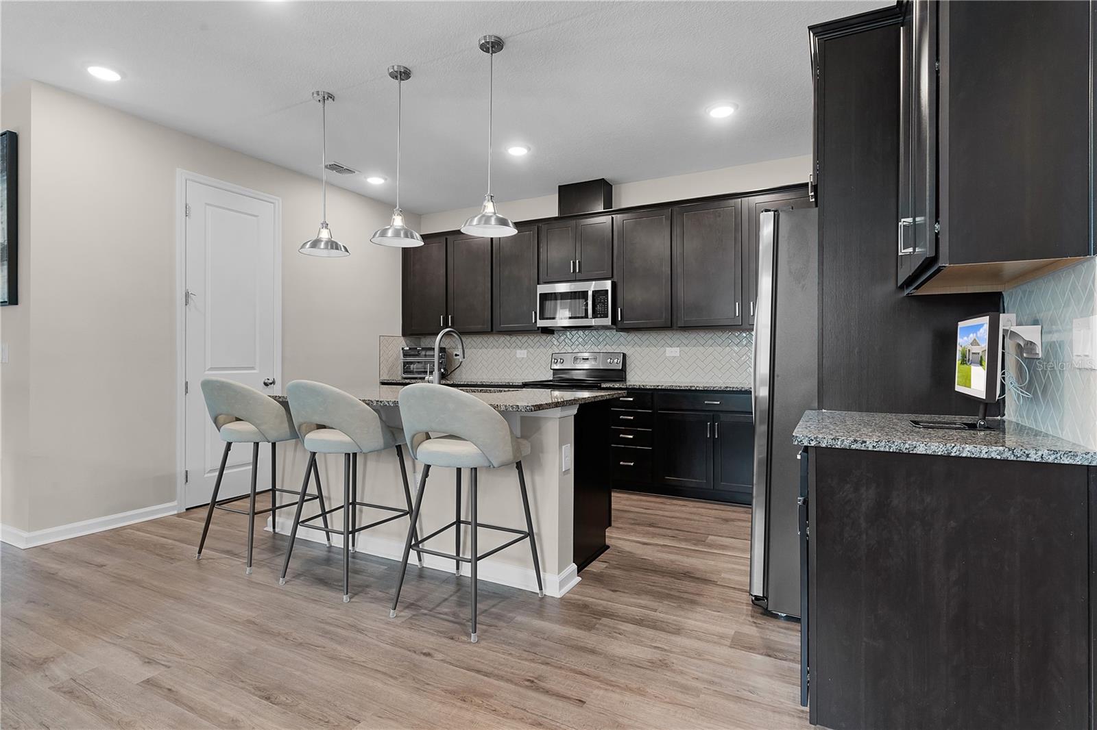 10204 SPRING LAKE DR, CLERMONT, FL, 34711